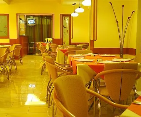 Hotel Center 3*